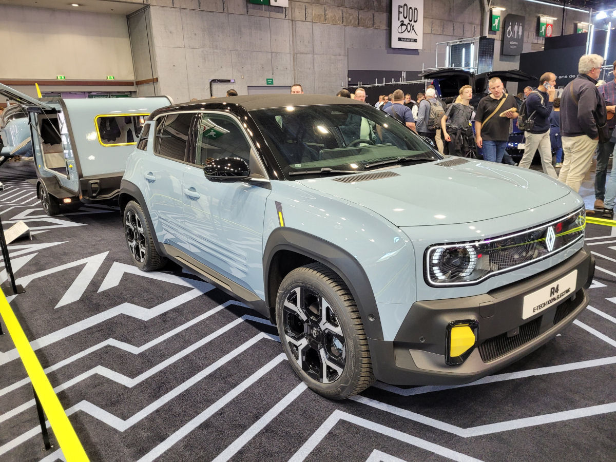 R4 E-Tech  