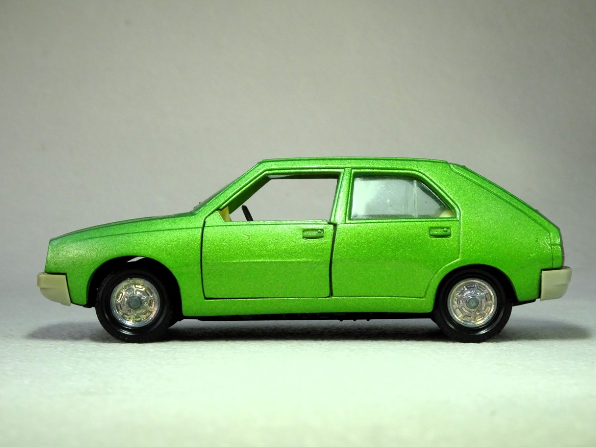 Renault 14  